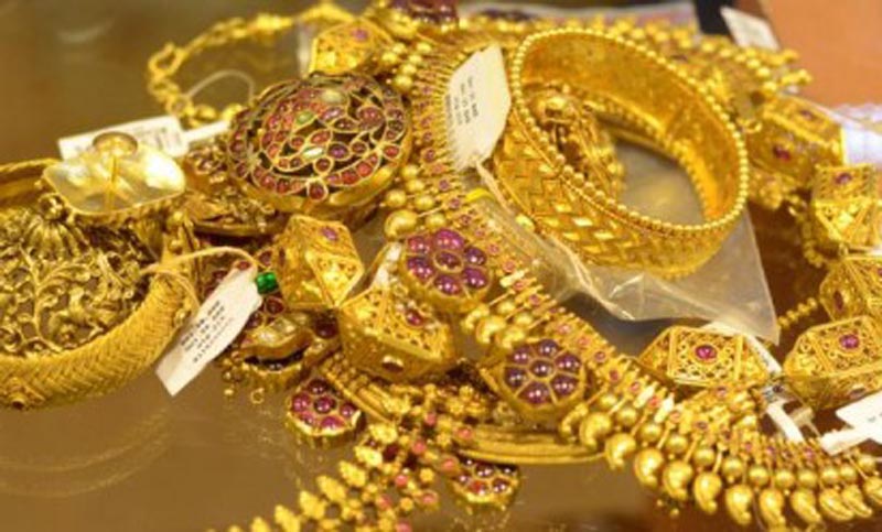 আবারও কমেছে সোনার দাম