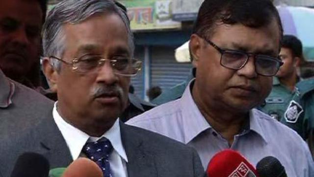 খালেদা জিয়াকে ২৪ ঘণ্টার মধ্যে হাসপাতালে ভর্তির জন্য আইনজীবীদের দাবি