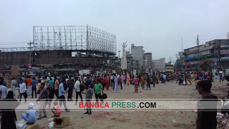 পরিবহন শ্রমিকদের ৪৮ ঘণ্টার কর্মবিরতিতে চরম ভোগান্তিতে সাধারণ মানুষ