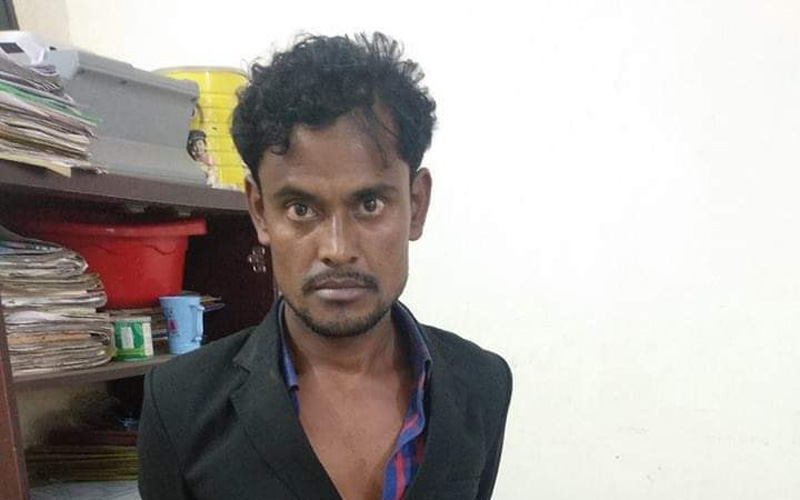 ময়মনসিংহে চলন্তবাসে স্বামীর সামনে স্ত্রীকে যৌন হয়রানি