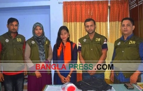 ইয়াবা সুন্দরী তোমাচিং বান্দরবানে আটক