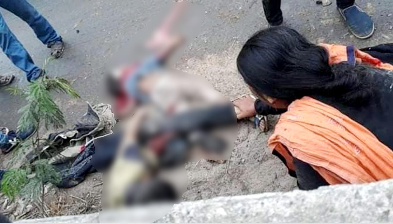 কুমিল্লায় পিতার ট্রাকচাপায় প্রাণ গেলো দুই পুত্রের