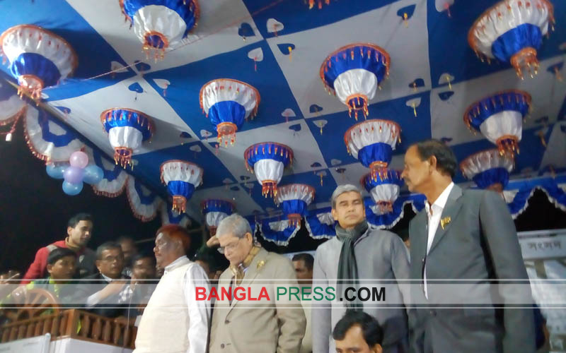 আওয়ামী লীগ দেশে এক দলীয় শাসন ব্যবস্থা আনতে চায় : মির্জা ফখরুল