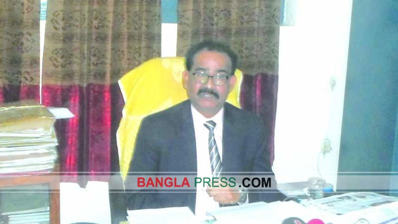 সৈয়দপুর কলেজের অধ্যক্ষ সাখাওয়াৎ হোসেনের সংবাদ সম্মেলন