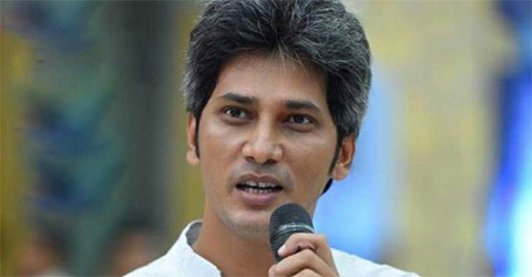 দুর্নীতি আর অপশাসনের প্রতিবাদ করতে মানুষ ভয় পাচ্ছে : জোনায়েদ সাকি