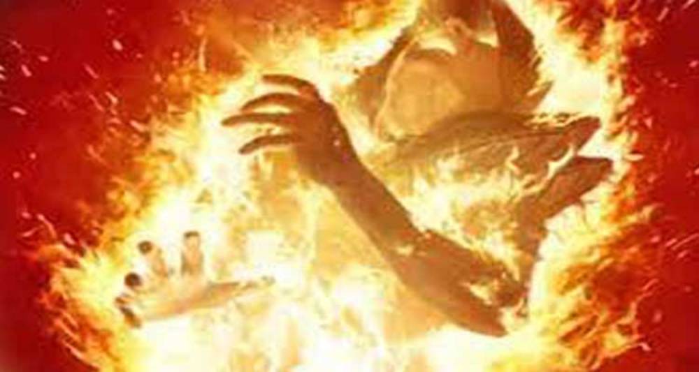 স্বামীর দেওয়া আগুনে পোড়া সেই রোজিনা আর নেই