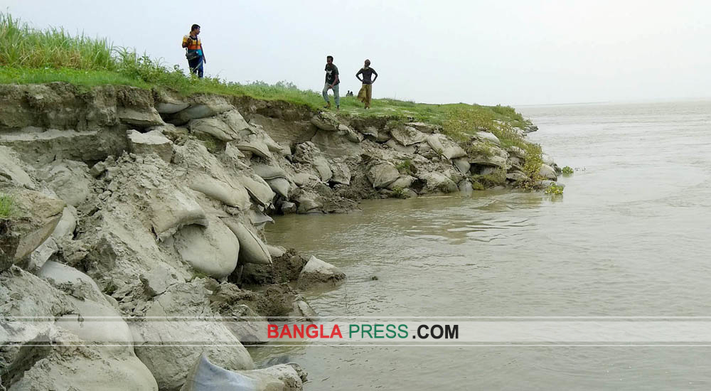 ধুনটে যমুনা নদীর তীর সংরক্ষন প্রকল্পে ভাঙন