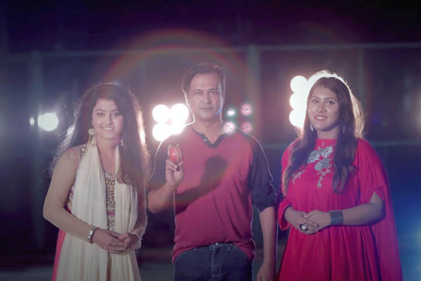 ১৫ বছর পর ক্রিকেটের গানে আসিফ