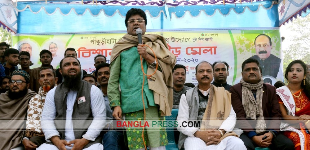 ধুনটে ২ দিনের ঘোড়দৌড় প্রতিযোগিতার উদ্বোধন