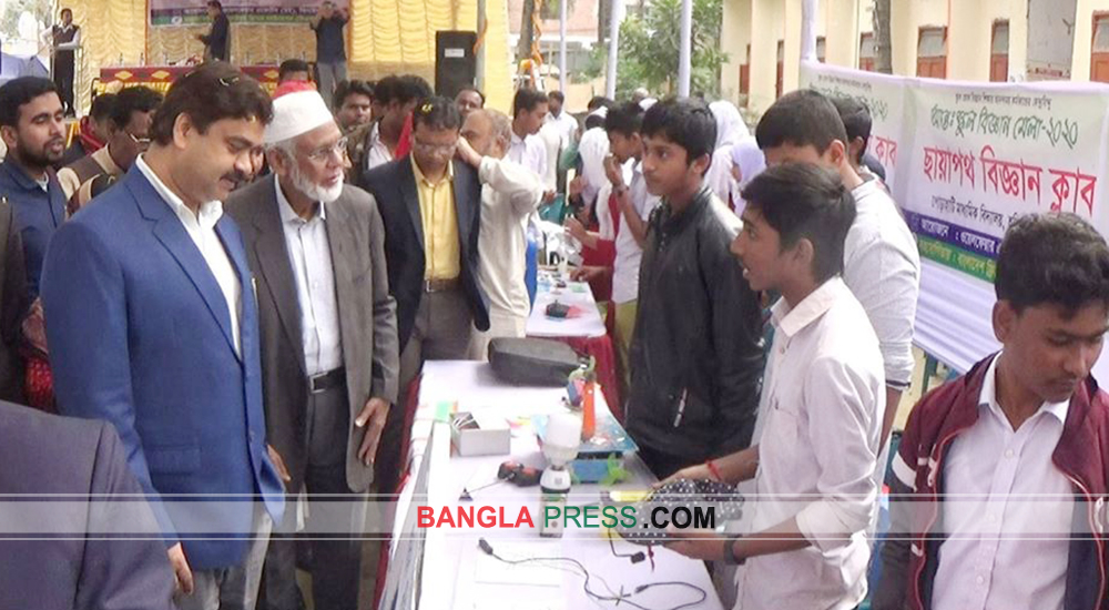 ঝিনাইদহে আন্ত:স্কুল বিজ্ঞান মেলা অনুষ্ঠিত