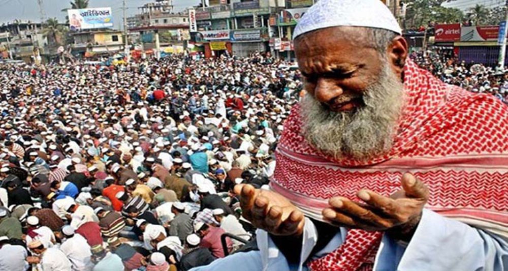 বিশ্ব ইজতেমার শেষ পর্বের আখেরি মোনাজাত আজ