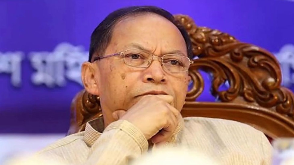 এসকে সিনহাসহ ১১ জনের বিরুদ্ধে গ্রেফতারি পরোয়ানা