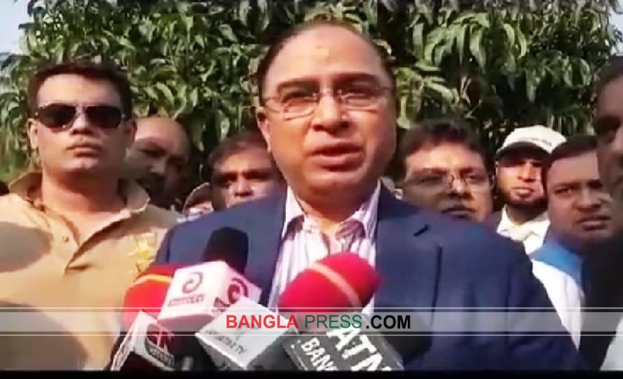 পুলিশের কল্যাণে মানুষ শান্তিতে বসবাস করছে : আইজিপি