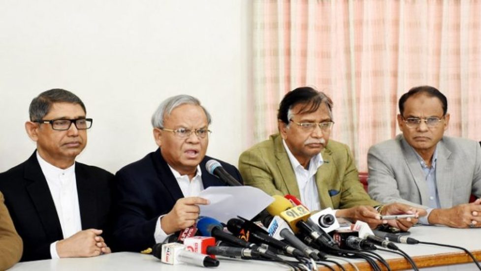 খালেদা জিয়ার অসুস্থতা গোপন করা হচ্ছে: রিজভী