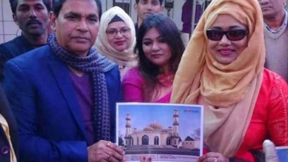 মায়ের নামে মসজিদ নির্মাণ করছেন নায়িকা রোজিনা