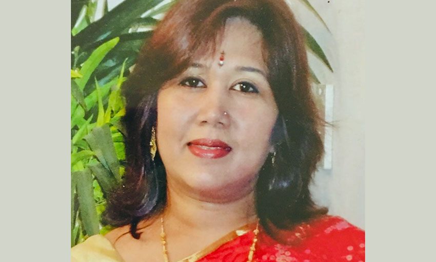 কমলা হারিস একা কিন্তু একাকী নন