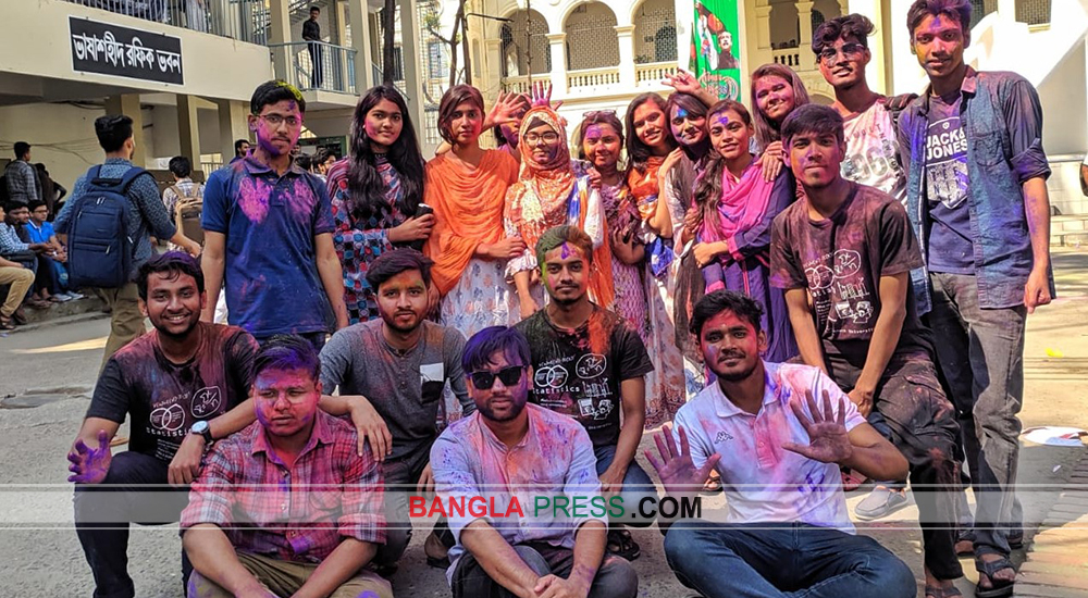 হোলির রঙে রঙিন জবির পরিসংখ্যান বিভাগ