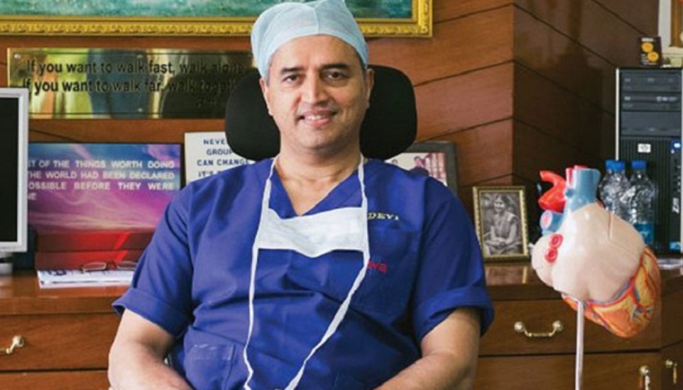 করোনা থেকে বাঁচতে দেবী শেঠির ২২ জরুরি পরামর্শ