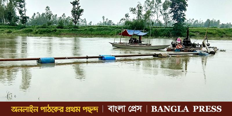 ধুনটে আ.লীগ নেতার অবৈধ বালু উত্তোলন থামছেই না