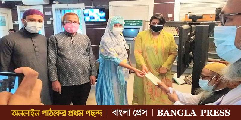 বিশিষ্ট লেখক সাহিত্যিক সৈয়দ আব্দুল্লাহ পেলেন ৫০ হাজার টাকার সহায়তা