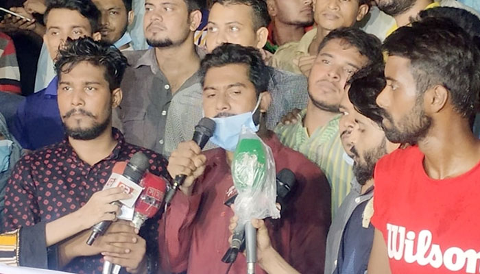 আটকের পর মুচলেকা দিয়ে ছাড়া পেলেন নুর