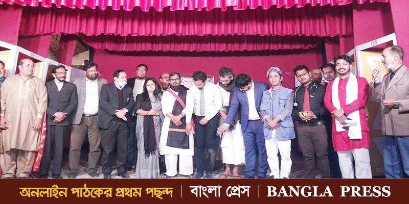 ডোমারে নাট্য সমিতির উদ্যোগে নাটক “উন্মনা মন” মঞ্চস্থ