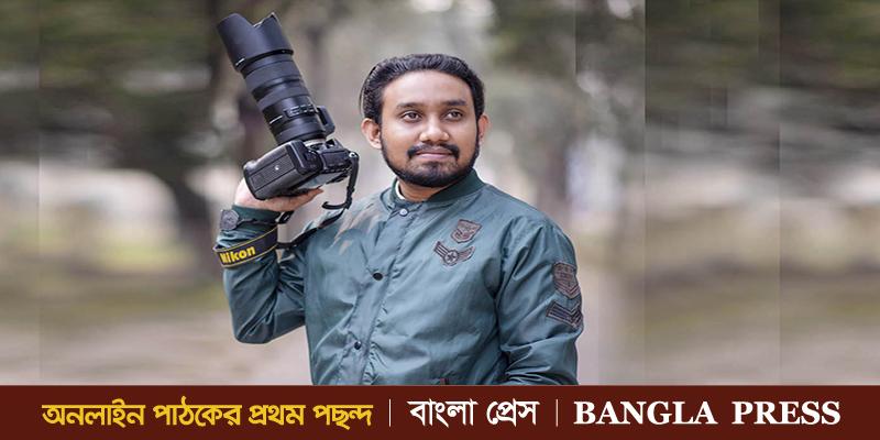 ভাল ফটোগ্রাফার হওয়ার স্বপ্ন দেখেন ডোমারের ছেলে আজাদ