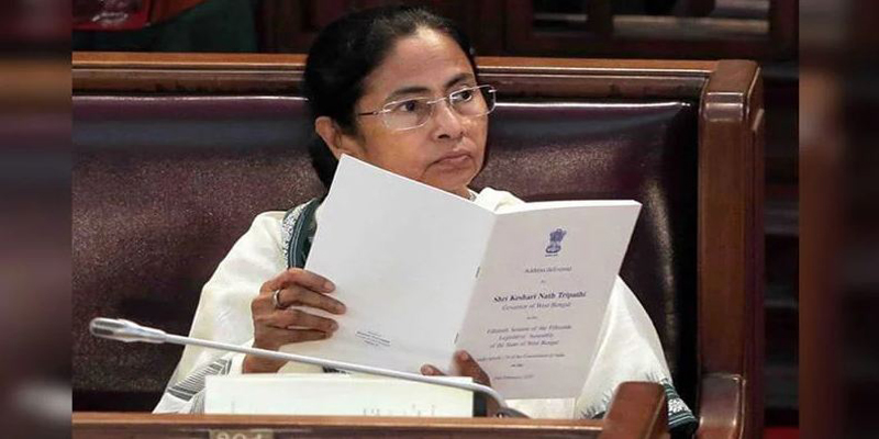 টানা তৃতীয়বারের মতো মুখ্যমন্ত্রীর শপথ মমতার