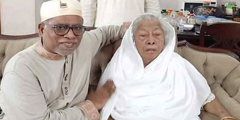 স্বাস্থ্যমন্ত্রীর মা আর নেই