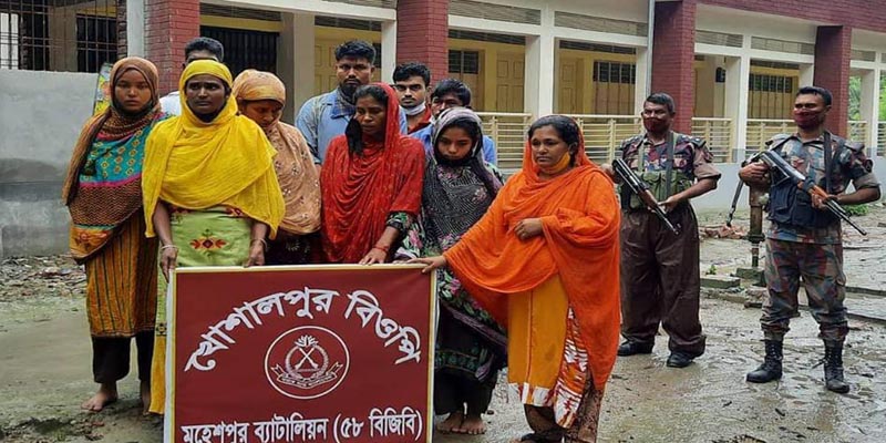 ঝিনাইদহে সীমান্ত দিয়ে পারাপারের সময় ১৯জন আটক