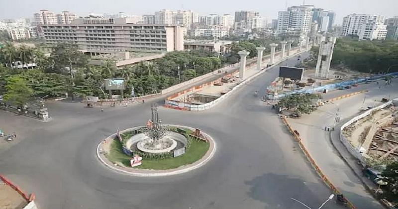 লকডাউনের আগে ঢাকা ছাড়ছে মানুষ