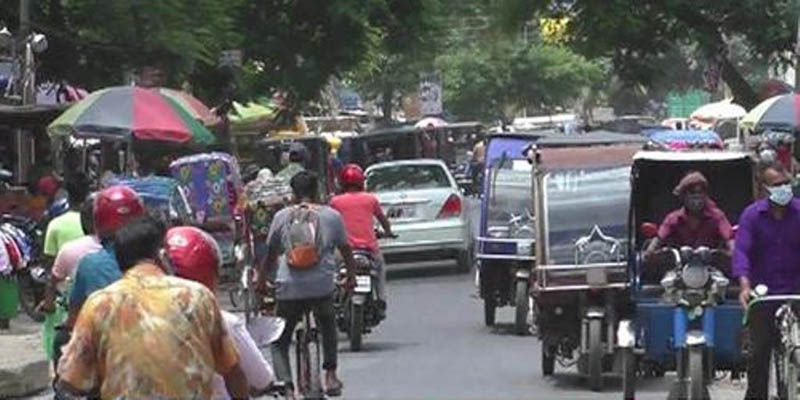 ঝিনাইদহে হাট-বাজারে মানুষের উপচে পড়া ভিড়