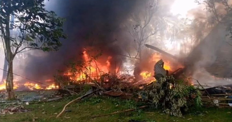 ফিলিপাইনে সামরিক বিমান বিধ্বস্ত, ১৭ আরোহী নিহত