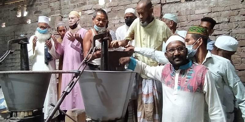 রুহিয়ায় ঘানিভাঙ্গা সরিষার তেল মিলের শুভ উদ্বোধন