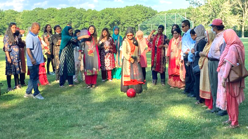 নিউ ইয়র্কে বেঙ্গল সোসাইটির জমজমাট বনভোজন