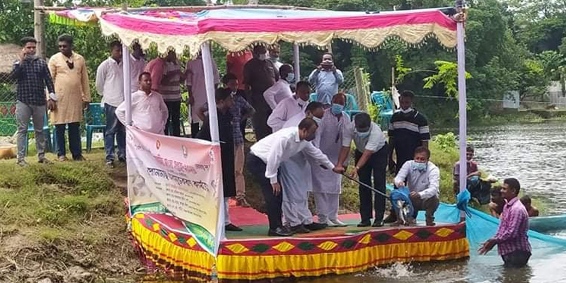 ঝিনাইদহে জাতীয় মৎস্য সপ্তাহ শুরু