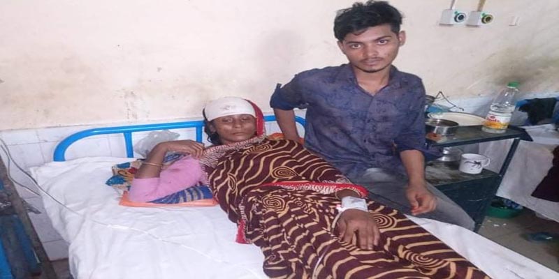 লক্ষ্মীপুরে সন্ত্রাসী হামলায় নারী পুরুষসহ ৫ জন আহত