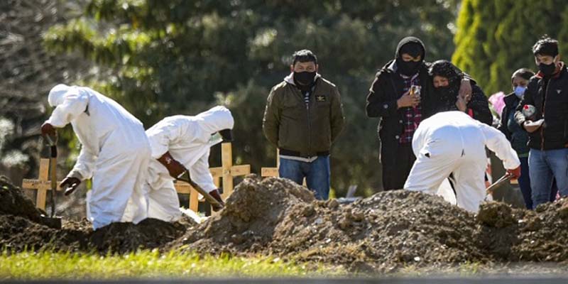 বিশ্বে করোনায় সাড়ে ৪ হাজারের নিচে মৃত্যু