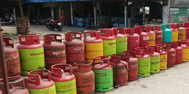 ১২ কেজি সিলিন্ডারের দাম বাড়ল ২২৬ টাকা