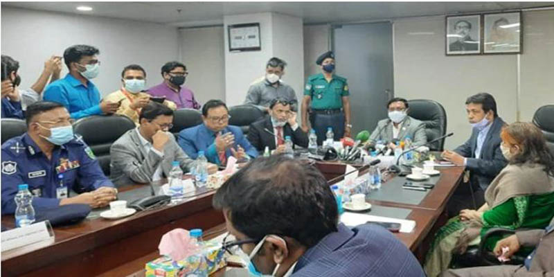 হাফ পাসে রাজি নন বাস মালিকরা, সিদ্ধান্ত ছাড়াই শেষ বৈঠক