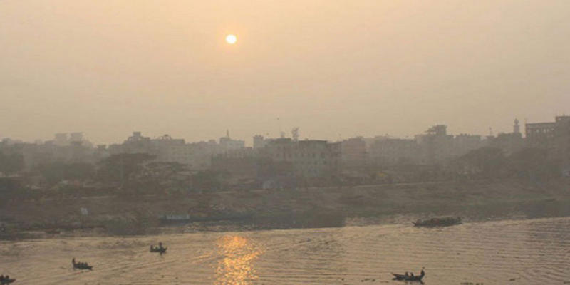 সূর্যের দেখা মিললেও বৃষ্টির শঙ্কা রয়েছে