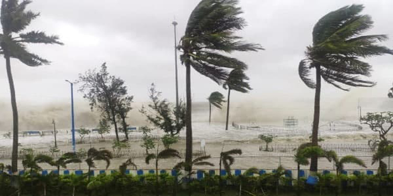 বঙ্গোপসাগরে ক্রমেই শক্তি বাড়াচ্ছে ঘূর্ণিঝড় ‘অশনি’
