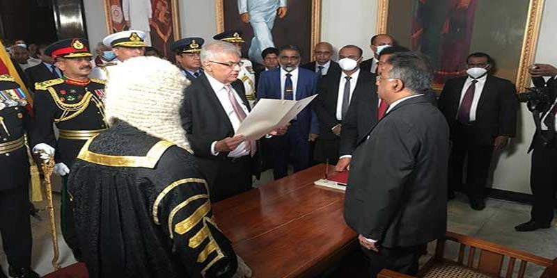 শপথ নিলেন শ্রীলঙ্কার নতুন প্রেসিডেন্ট রনিল বিক্রমাসিংহে