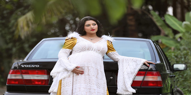 কবে মা হবেন জানালেন পরীমনি