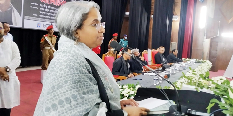 শালীনতা কি নারীর পোশাকের মধ্যেই সীমাবদ্ধ, প্রশ্ন শিক্ষামন্ত্রীর