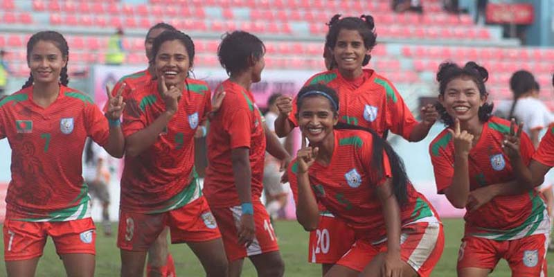 ভুটানকে গোলবন্যায় ভাসিয়ে সাফের ফাইনালে বাংলাদেশ