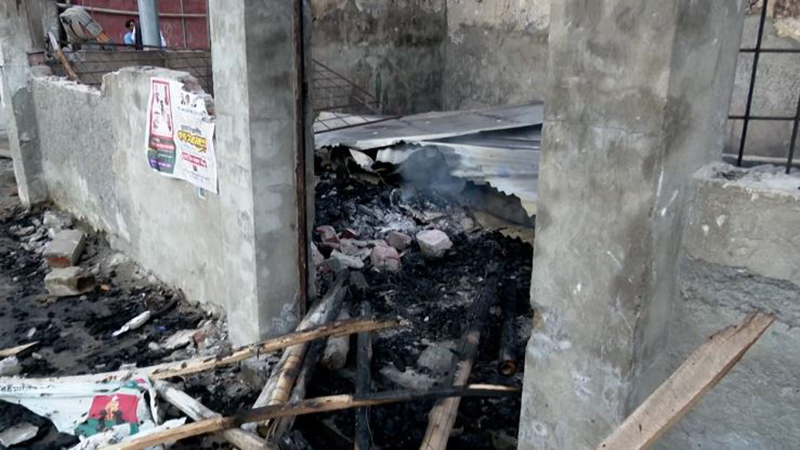 খুলনায় বিএনপি অফিসে আগুন