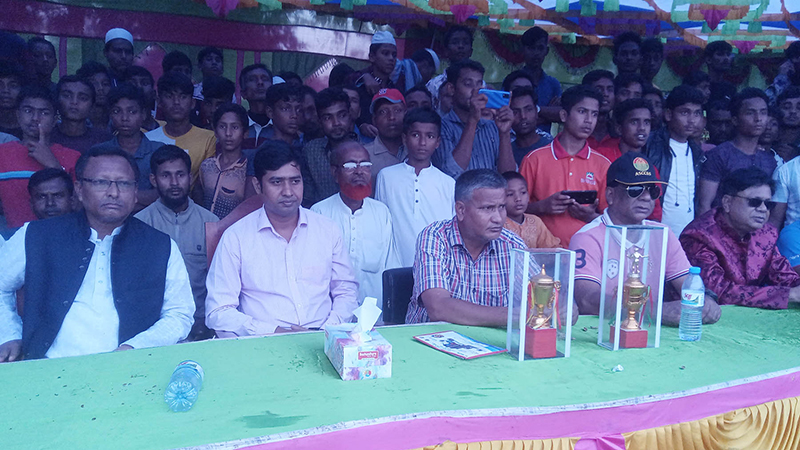 ডোমারে ফার্মহাট সবুজ ক্লাব আয়োজিত ফুটবল টুর্ণামেন্টের ফাইনাল খেলা অনুষ্ঠিত