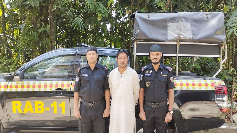 লক্ষ্মীপুরে ২০ কেজি গাঁজাসহ র‍্যাবের হাতে ব্যবসায়ী গ্রেপ্তার