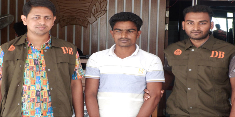 ডাকাত সর্দার ডাকু আলমগীর ঝিনাইদহ ডিবি পুলিশের  হাতে গ্রেফতার